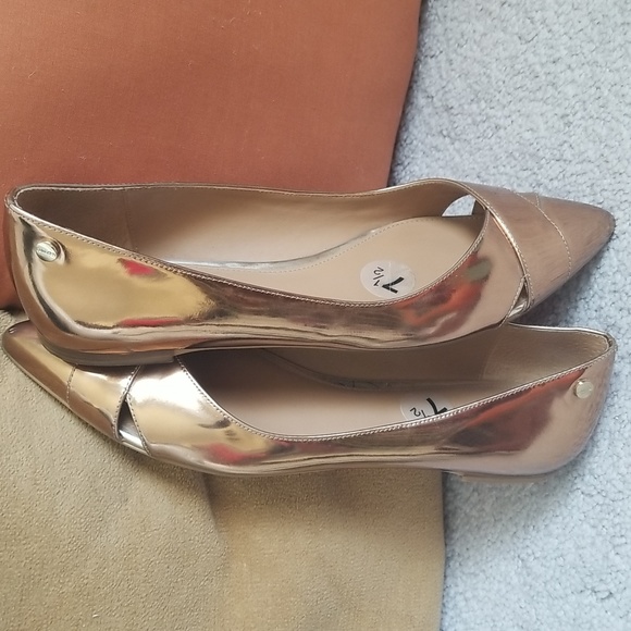 Calvin Klein 'Gailia' Leather Pointy Toe copper Flat - Picture 4 of 10